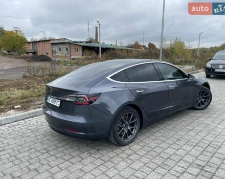 Сірий Тесла Модель 3, об'ємом двигуна 0 л та пробігом 216 тис. км за 15900 $, фото 1 на Automoto.ua
