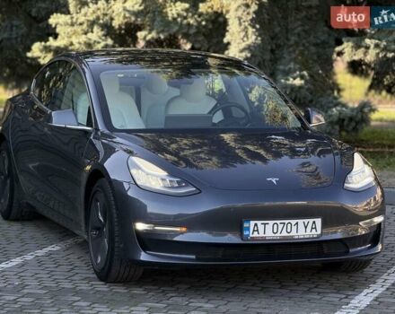 Серый Тесла Модель 3, объемом двигателя 0 л и пробегом 87 тыс. км за 21900 $, фото 26 на Automoto.ua
