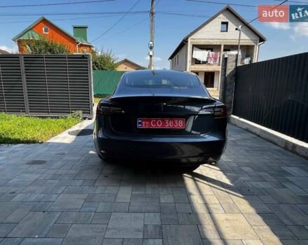 Серый Тесла Модель 3, объемом двигателя 0 л и пробегом 88 тыс. км за 17700 $, фото 7 на Automoto.ua