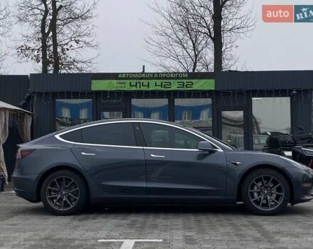 Серый Тесла Модель 3, объемом двигателя 0 л и пробегом 158 тыс. км за 20490 $, фото 9 на Automoto.ua