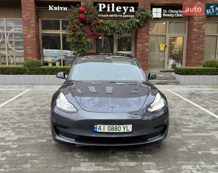 Серый Тесла Модель 3, объемом двигателя 0 л и пробегом 62 тыс. км за 17500 $, фото 1 на Automoto.ua