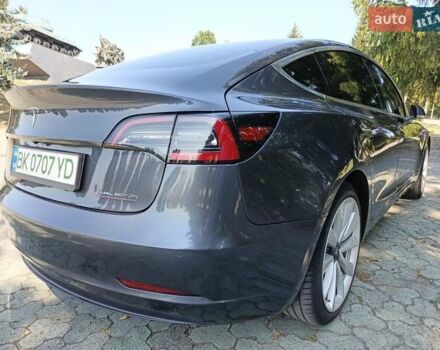 Серый Тесла Модель 3, объемом двигателя 0 л и пробегом 199 тыс. км за 16500 $, фото 5 на Automoto.ua