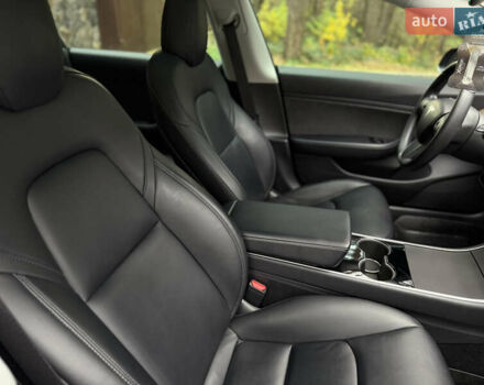 Серый Тесла Модель 3, объемом двигателя 0 л и пробегом 108 тыс. км за 18800 $, фото 13 на Automoto.ua