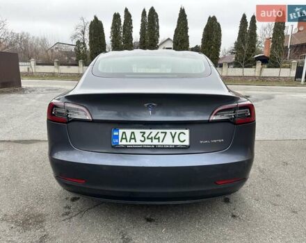 Серый Тесла Модель 3, объемом двигателя 0 л и пробегом 89 тыс. км за 18500 $, фото 4 на Automoto.ua