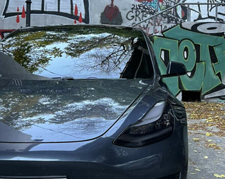 Сірий Тесла Модель 3, об'ємом двигуна 0 л та пробігом 136 тис. км за 14999 $, фото 2 на Automoto.ua