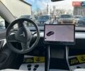 Серый Тесла Модель 3, объемом двигателя 0 л и пробегом 88 тыс. км за 22900 $, фото 12 на Automoto.ua