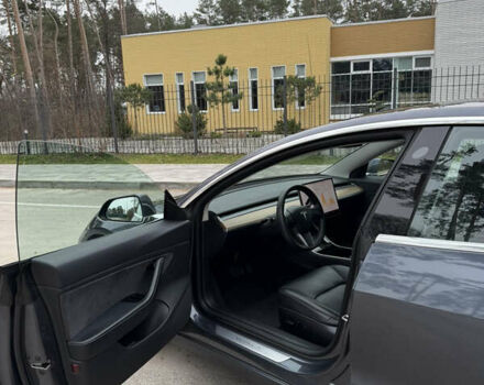 Серый Тесла Модель 3, объемом двигателя 0 л и пробегом 135 тыс. км за 16999 $, фото 49 на Automoto.ua