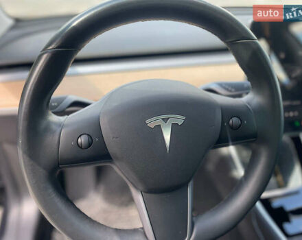 Сірий Тесла Модель 3, об'ємом двигуна 0 л та пробігом 49 тис. км за 21800 $, фото 9 на Automoto.ua