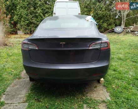 Серый Тесла Модель 3, объемом двигателя 0 л и пробегом 105 тыс. км за 7950 $, фото 11 на Automoto.ua