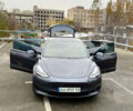 Серый Тесла Модель 3, объемом двигателя 0 л и пробегом 63 тыс. км за 20500 $, фото 3 на Automoto.ua