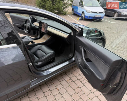 Сірий Тесла Модель 3, об'ємом двигуна 0 л та пробігом 209 тис. км за 17000 $, фото 23 на Automoto.ua