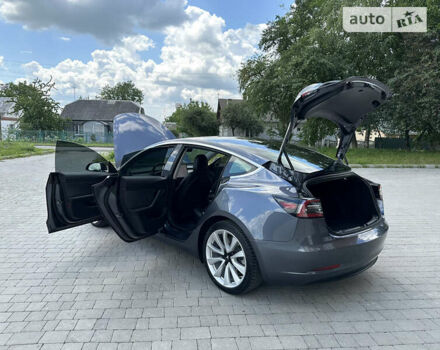 Сірий Тесла Модель 3, об'ємом двигуна 0 л та пробігом 99 тис. км за 33300 $, фото 52 на Automoto.ua