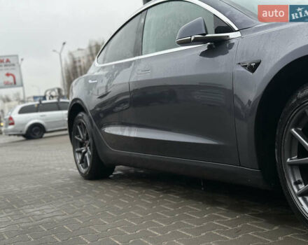 Серый Тесла Модель 3, объемом двигателя 0 л и пробегом 86 тыс. км за 17000 $, фото 7 на Automoto.ua