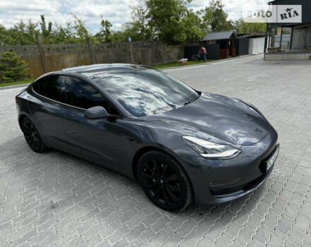 Сірий Тесла Модель 3, об'ємом двигуна 0 л та пробігом 113 тис. км за 24700 $, фото 2 на Automoto.ua