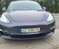 Серый Тесла Модель 3, объемом двигателя 0 л и пробегом 85 тыс. км за 18000 $, фото 4 на Automoto.ua