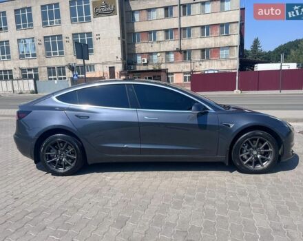 Сірий Тесла Модель 3, об'ємом двигуна 0 л та пробігом 115 тис. км за 16300 $, фото 2 на Automoto.ua