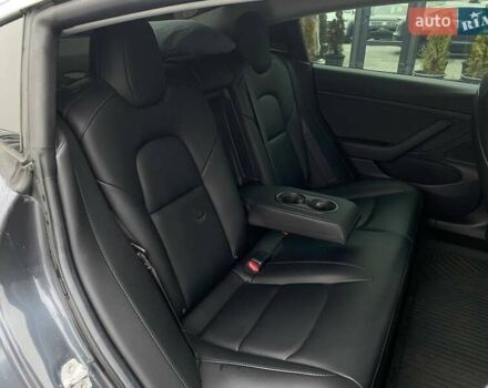 Серый Тесла Модель 3, объемом двигателя 0 л и пробегом 158 тыс. км за 20490 $, фото 26 на Automoto.ua