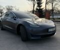 Серый Тесла Модель 3, объемом двигателя 0 л и пробегом 150 тыс. км за 17300 $, фото 5 на Automoto.ua