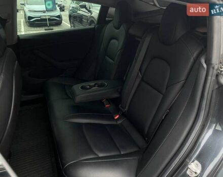 Серый Тесла Модель 3, объемом двигателя 0 л и пробегом 158 тыс. км за 20490 $, фото 23 на Automoto.ua