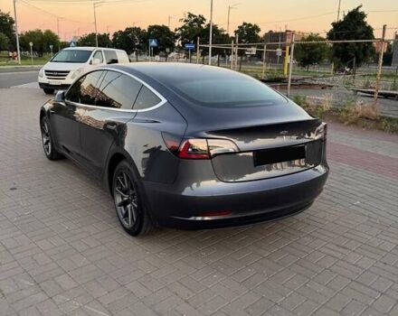 Серый Тесла Модель 3, объемом двигателя 0 л и пробегом 120 тыс. км за 15700 $, фото 4 на Automoto.ua