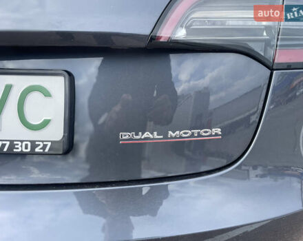 Сірий Тесла Модель 3, об'ємом двигуна 0 л та пробігом 52 тис. км за 19999 $, фото 3 на Automoto.ua