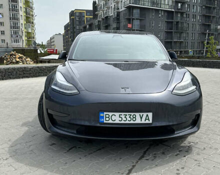 Сірий Тесла Модель 3, об'ємом двигуна 0 л та пробігом 92 тис. км за 15800 $, фото 1 на Automoto.ua