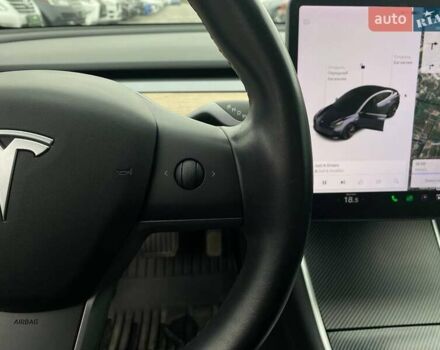 Серый Тесла Модель 3, объемом двигателя 0 л и пробегом 158 тыс. км за 20490 $, фото 33 на Automoto.ua