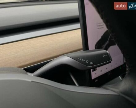 Серый Тесла Модель 3, объемом двигателя 0 л и пробегом 158 тыс. км за 20490 $, фото 28 на Automoto.ua