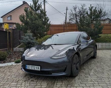 Серый Тесла Модель 3, объемом двигателя 0 л и пробегом 68 тыс. км за 23500 $, фото 5 на Automoto.ua