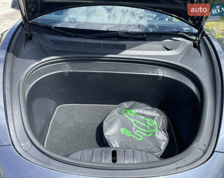 Сірий Тесла Модель 3, об'ємом двигуна 0 л та пробігом 52 тис. км за 19999 $, фото 12 на Automoto.ua