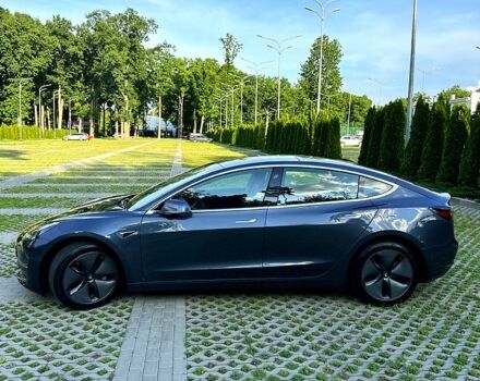 Сірий Тесла Модель 3, об'ємом двигуна 0 л та пробігом 48 тис. км за 21499 $, фото 5 на Automoto.ua