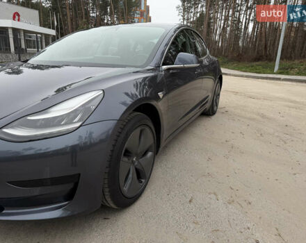 Серый Тесла Модель 3, объемом двигателя 0 л и пробегом 135 тыс. км за 16999 $, фото 18 на Automoto.ua