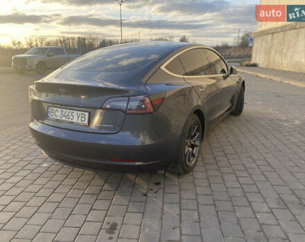 Серый Тесла Модель 3, объемом двигателя 0 л и пробегом 94 тыс. км за 19500 $, фото 3 на Automoto.ua