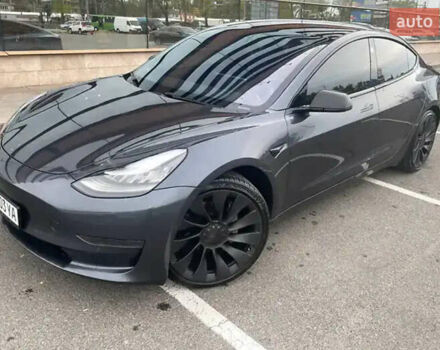 Серый Тесла Модель 3, объемом двигателя 0 л и пробегом 90 тыс. км за 27800 $, фото 11 на Automoto.ua