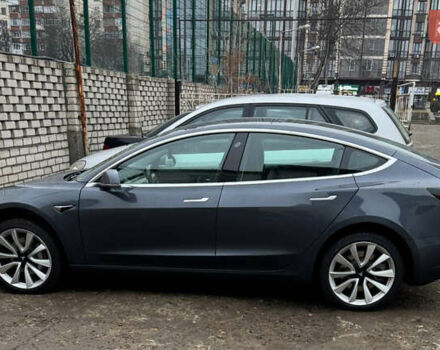 Серый Тесла Модель 3, объемом двигателя 0 л и пробегом 140 тыс. км за 14000 $, фото 4 на Automoto.ua