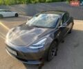 Серый Тесла Модель 3, объемом двигателя 0 л и пробегом 127 тыс. км за 13000 $, фото 2 на Automoto.ua