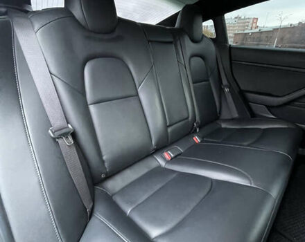 Серый Тесла Модель 3, объемом двигателя 0 л и пробегом 117 тыс. км за 18700 $, фото 15 на Automoto.ua