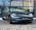 Серый Тесла Модель 3, объемом двигателя 0 л и пробегом 88 тыс. км за 22900 $, фото 1 на Automoto.ua