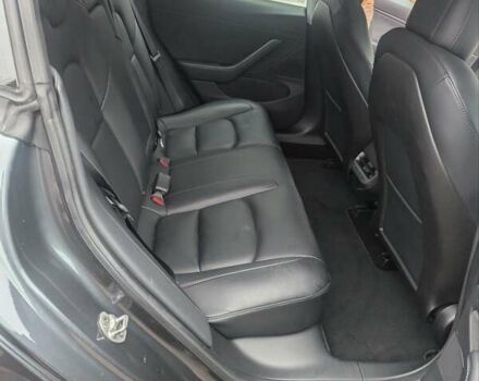 Серый Тесла Модель 3, объемом двигателя 0 л и пробегом 117 тыс. км за 18950 $, фото 15 на Automoto.ua