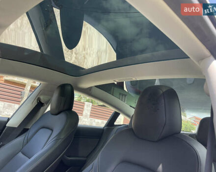 Сірий Тесла Модель 3, об'ємом двигуна 0 л та пробігом 52 тис. км за 19999 $, фото 13 на Automoto.ua
