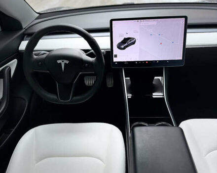 Серый Тесла Модель 3, объемом двигателя 0 л и пробегом 117 тыс. км за 20000 $, фото 13 на Automoto.ua