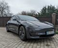 Серый Тесла Модель 3, объемом двигателя 0 л и пробегом 68 тыс. км за 23500 $, фото 4 на Automoto.ua
