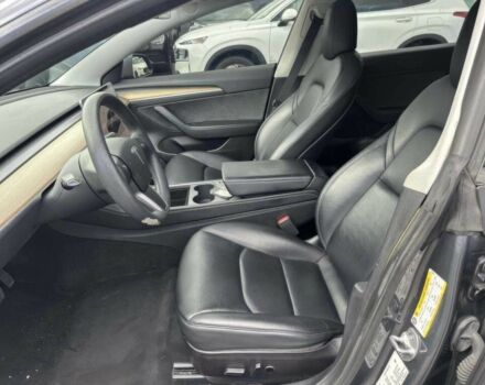 Сірий Тесла Модель 3, об'ємом двигуна 0 л та пробігом 48 тис. км за 10000 $, фото 6 на Automoto.ua