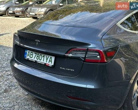 Тесла Модель 3 2019 у Вінниці на Automoto.ua Сірий Тесла Модель 3, об'ємом двигуна 0 л та пробігом 200 тис. км за 15999 $, фото 4 на Automoto.ua