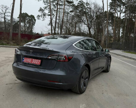 Серый Тесла Модель 3, объемом двигателя 0 л и пробегом 135 тыс. км за 16999 $, фото 36 на Automoto.ua