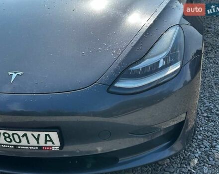 Тесла Модель 3 2019 у Вінниці на Automoto.ua Сірий Тесла Модель 3, об'ємом двигуна 0 л та пробігом 200 тис. км за 15999 $, фото 1 на Automoto.ua