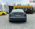 Серый Тесла Модель 3, объемом двигателя 0 л и пробегом 88 тыс. км за 20700 $, фото 5 на Automoto.ua