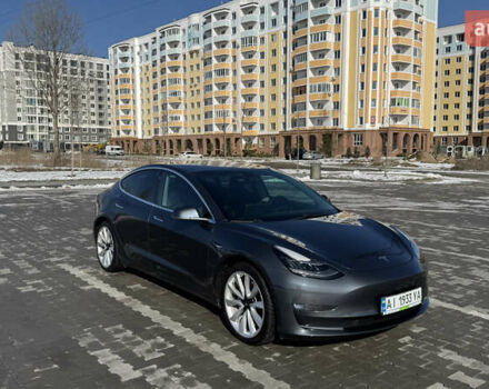 Серый Тесла Модель 3, объемом двигателя 0 л и пробегом 70 тыс. км за 24000 $, фото 5 на Automoto.ua