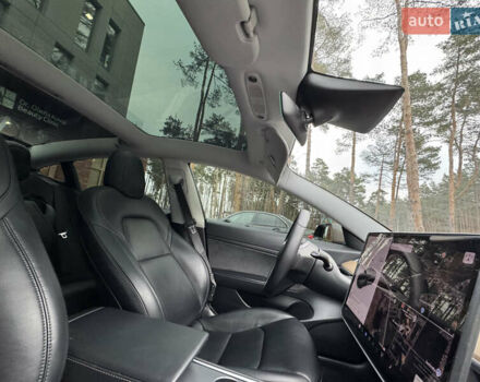 Сірий Тесла Модель 3, об'ємом двигуна 0 л та пробігом 62 тис. км за 17400 $, фото 23 на Automoto.ua