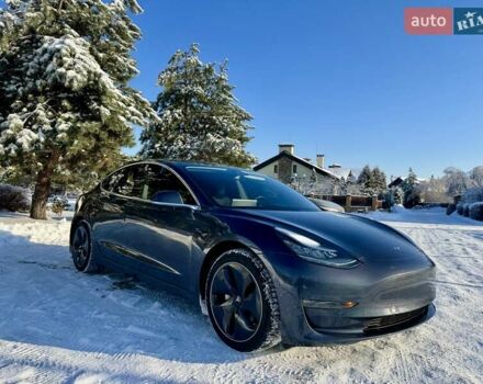 Серый Тесла Модель 3, объемом двигателя 0 л и пробегом 128 тыс. км за 19500 $, фото 12 на Automoto.ua